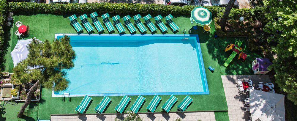 Hotel Aiglon 리미니 외부 사진
