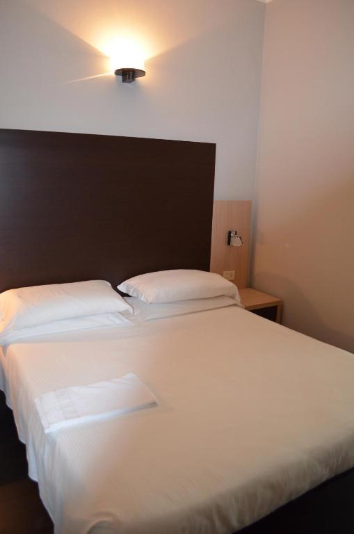 Hotel Aiglon 리미니 객실 사진