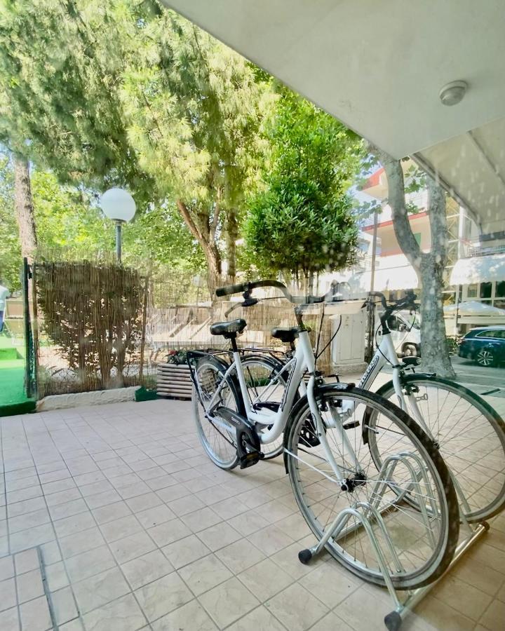 Hotel Aiglon 리미니 외부 사진