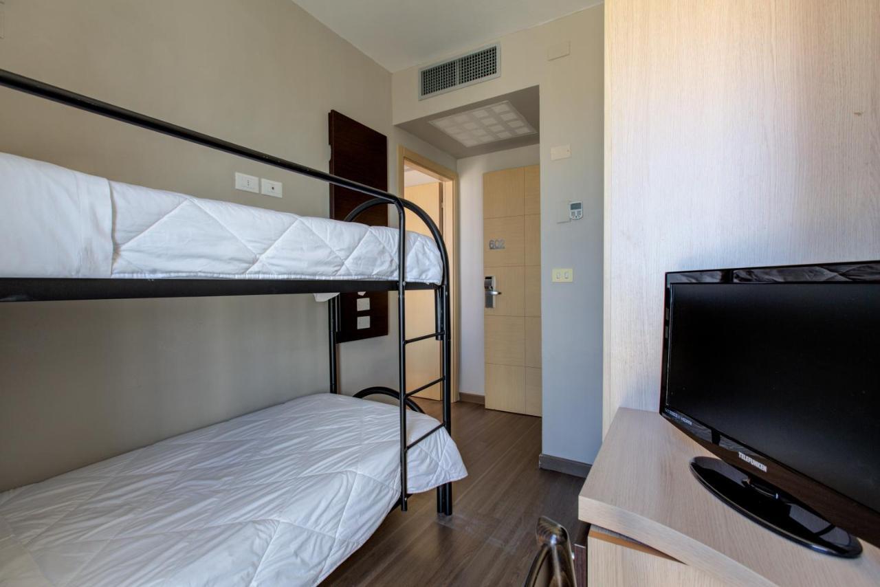 Hotel Aiglon 리미니 외부 사진