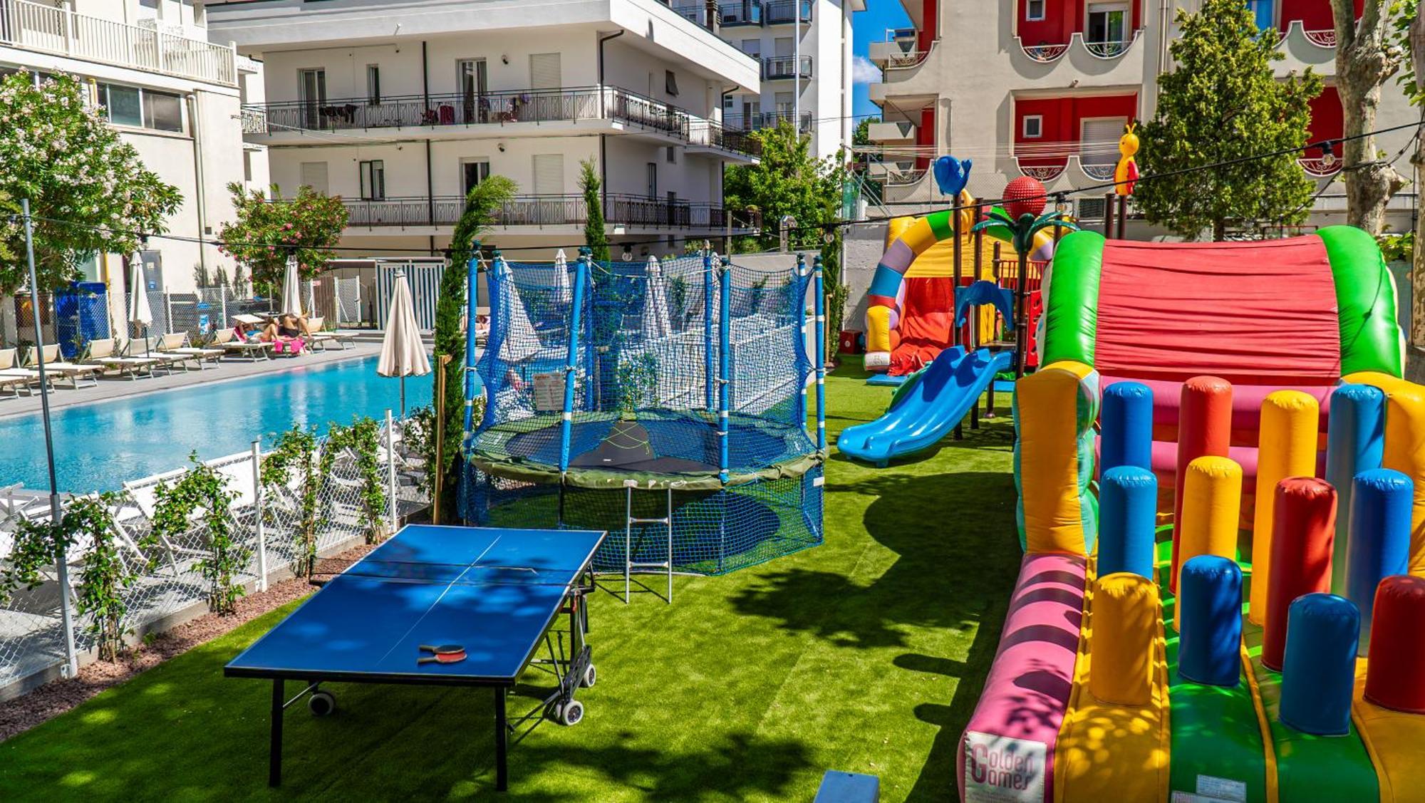 Hotel Aiglon 리미니 외부 사진